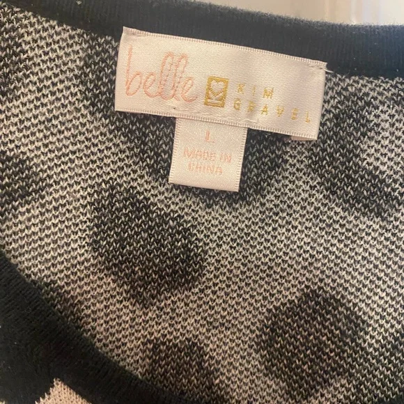 N W/ OUT TAGS Kim gravel color Block Sweater - Picture 3 of 5